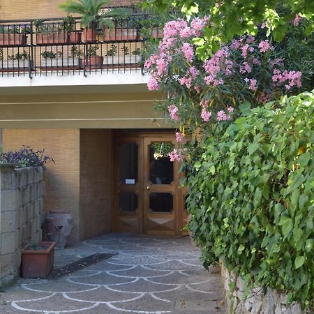 Апартаменты Eva'S House Roma Экстерьер фото